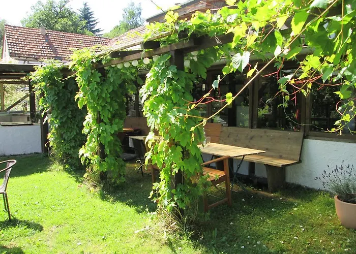 Schorfelder Hof Hotel *