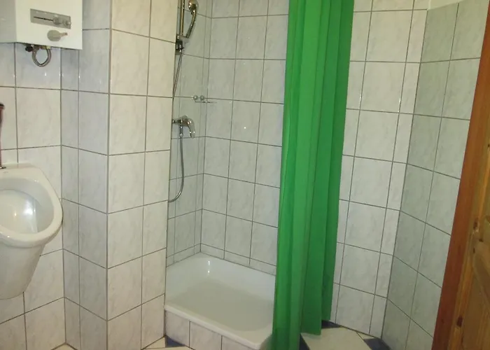 Schorfelder Hof Hotel *